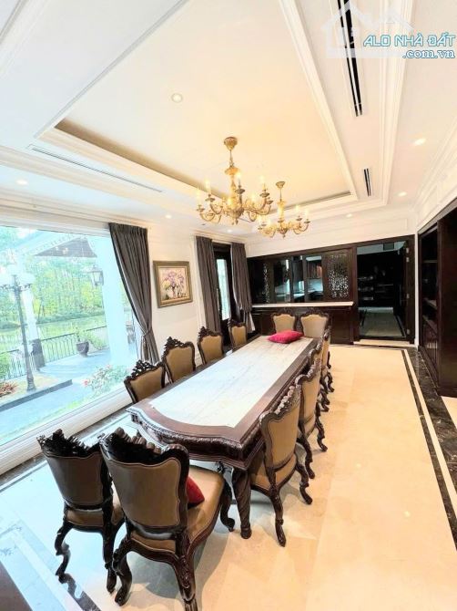 Bán gấp giảm 1 tỷ, Biệt thự Hoa Viên, KDT Đặng xá, Giá đầu tư, 200m2 - MT 9m - 5