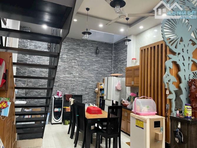Biệt thự Tân Sơn Nhì, Tân Phú, 8 x 14m, 3 tầng full - 5