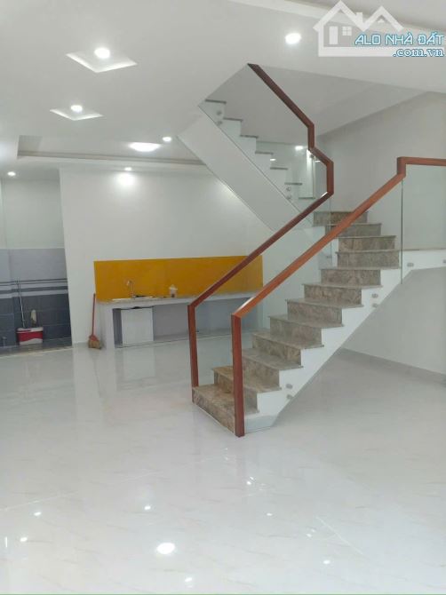 HIẾM - GẤP BÁN NHÀ MỚI Ở NGAY - Dương Đình Hội & Đỗ Xuân Hợp, PLB – Sổ riêng, Chỉ 4.95tỷ. - 5