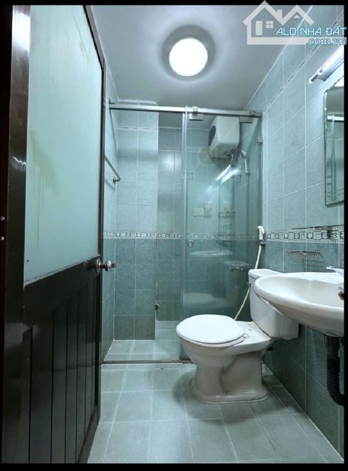 HẠ GIÁ BÁN GẤP NHÀ 4 TẦNG 60M2, MẶT TIỀN HẠNH THÔNG TÂY, GÒ VẤP. 9 TỈ - 5