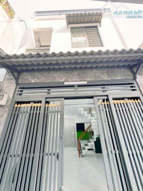 Bán nhà Phan Thị Hành, quận Tân Phú, 35m2, giá 3.85 tỷ - 4