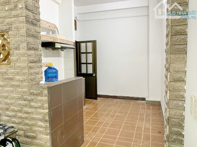 Cho thuê nhà mới 3 lầu hẻm xe hơi đường Hồ Thành Biên Phường 4 Quận 8 - 5