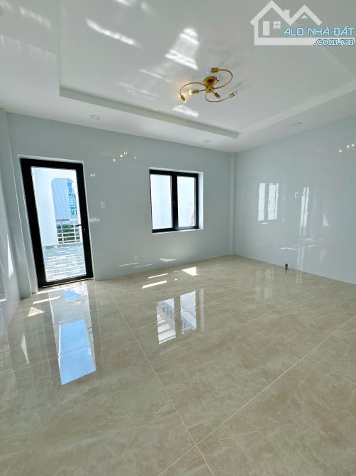 Cho thuê nhà mới khu đô thị Hưng Phú,đối diện  tòa nhà 6 Sở - 5
