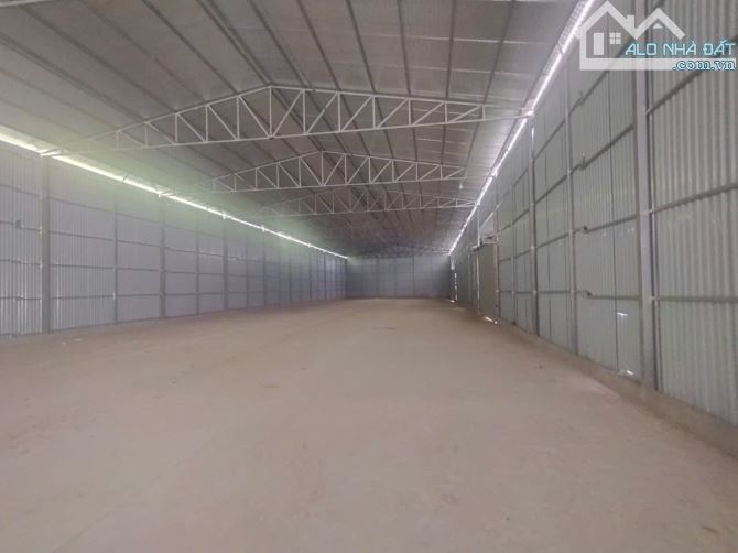 Cho thuê kho đường Kim Giang, Thanh Trì. DT 1000m2, cao 7m, dựng mới 100% chưa sử dụng. Gi - 5