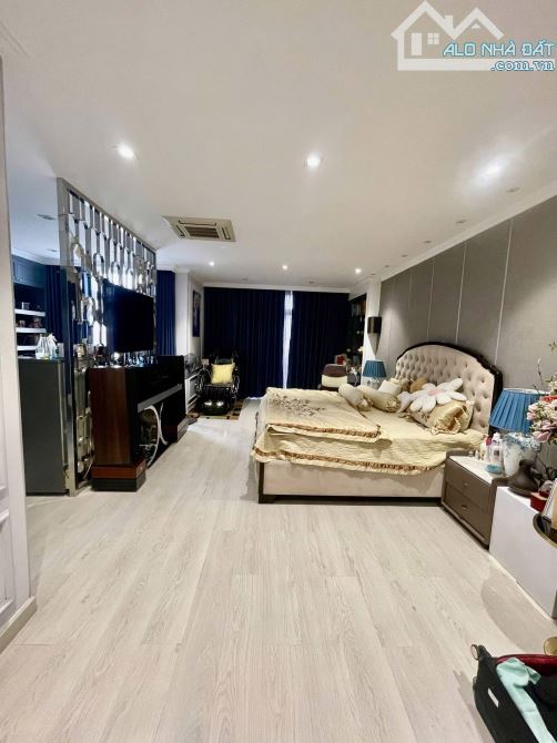 💥 BIỆT THỰ PHỐ HỒ VĂN HUÊ – 6 TẦNG – HẦM – THANG MÁY – CHỈ 35.5 TỶ – TẶNG FULL NỘI THẤT C - 5