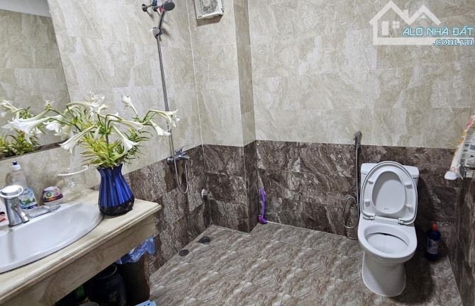 NHÀ DÂN XÂY – XUÂN ĐỈNH - LÔ GÓC SÁNG, THOÁNG - Ô TÔ VÀO NHÀ- TẶNG FULL NỘI THẤT. - 5