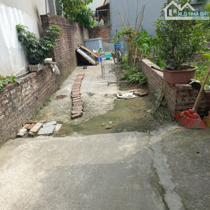 Bán đất tại Bắc_Hồng, Đông_Anh DT: 50m² MT: 3.9m. Dài 13m. Giá: 3.x tỷ Pháp - 5