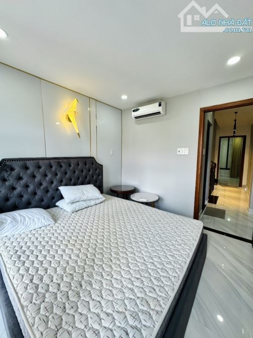 HẺM XE HƠI 7 CHỖ THÔNG - 5 TẦNG BTCT - SÁT MẶT TIỀN - NHỈNH 5T.Ỷ - BÙI QUANG LÀ, PHƯỜNG 12 - 5