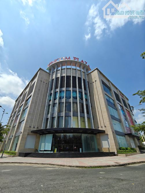 Cho thuê mặt bằng : Vị trí đẹp nhất Vincom - Long Xuyên - An Giang - 5