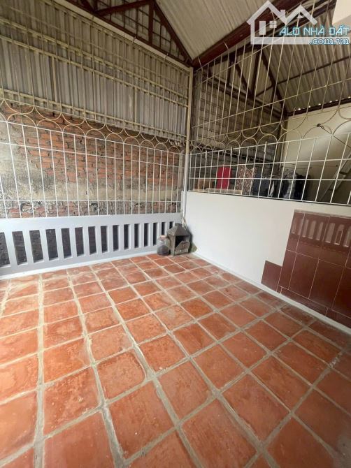 BÁN NHÀ Ngõ Hoàng Hoa Thám, Ba Đình Gần Phố DT 42m, 4 Tầng, MT 3,4m, 🧧 G.Ía 7,6 tỷ - 5