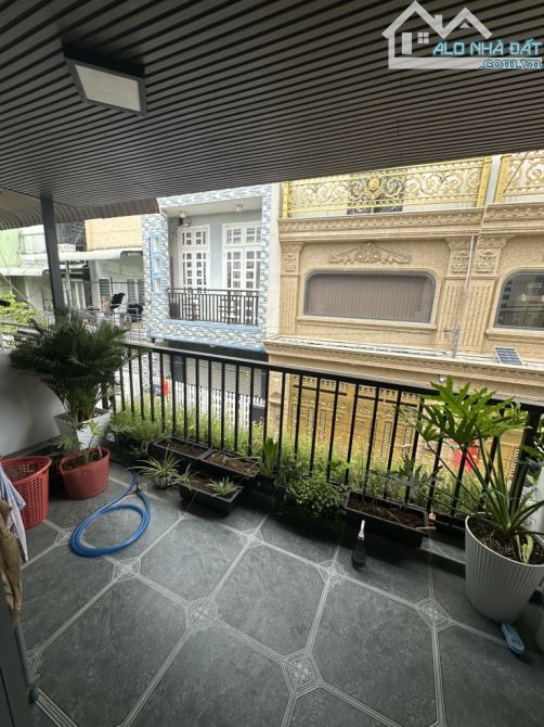 BÁN NHÀ 1/ TÂY LÂN - BÌNH TÂN - HẺM XE HƠI - 2 TẦNG ĐẸP - 53M2 - KHÔNG LỘ GIỚI - 4 TỶ TL - 5