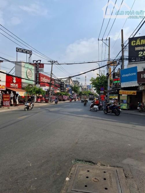 Bán nhà mặt tiền Nguyễn Ảnh Thủ, Xã Trung Chánh, H.Hóc Môn. DT: 192m2. Giá nhỉnh hơn 15 tỷ - 5