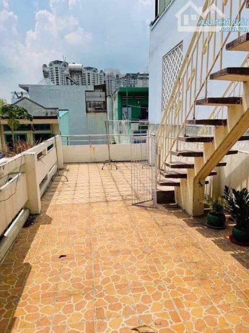 Nhà hẻm 1 xẹt Lê Thị Bạch Cát 3.3x17, 3 lầu 4pn 13 triệu - 5