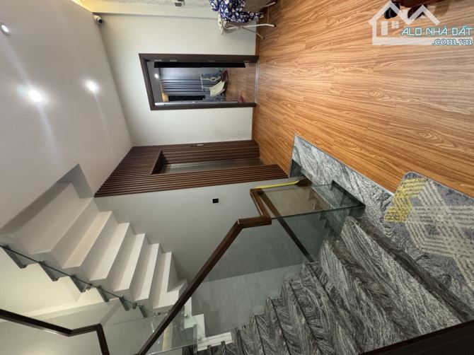 Bán Nhà Bình Tân. Khu Tên Lửa 2.Nối Dài. Hai Thành.100m2-5*20m-4tâng. Nhỉnh 10T. Y - 6