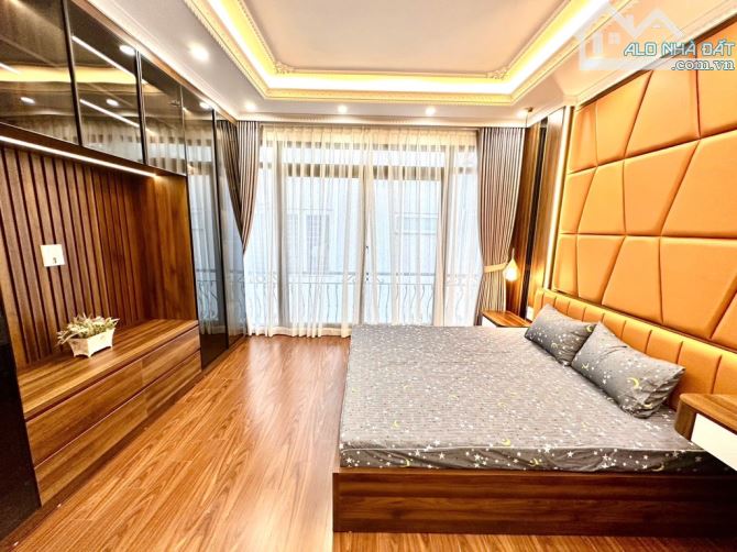 NHÀ ĐẸP YÊN HOÀ , VỊ TRÍ VÀNG - FULL NỘI THẤT XỊN - 30M -GIÁ 10.5 TỶ - 6