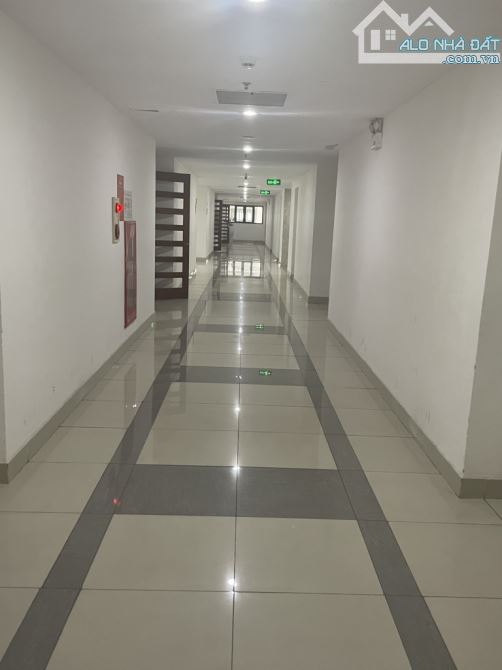 BÁN CHUNG CƯ NGOẠI GIAO ĐOÀN-140m2-GIÁ 11,5 Tỷ - 6