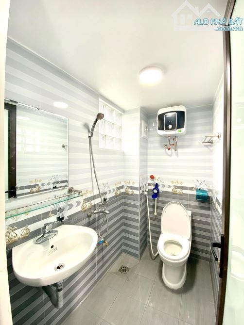 Bán Tòa CHDV Xuân Thủy, Dòng Tiền 65 Triệu/Th, 68m², 6T, 15 PKK, Ngõ Thông, 2 Thoáng, PCCC - 6