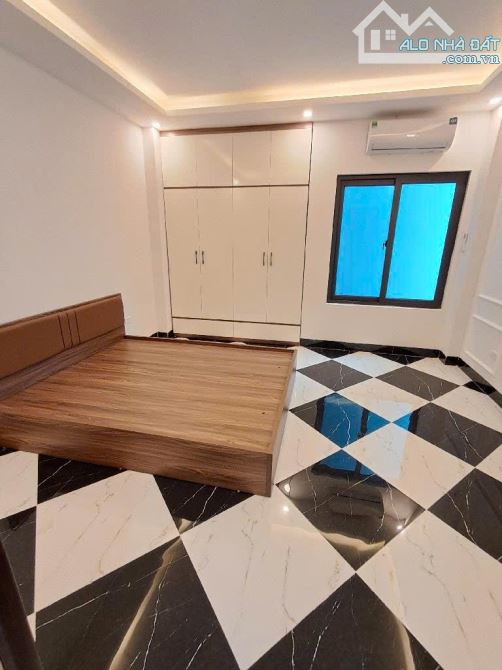 Giảm 1 tỷ- Bán Nhà Phố 50m2- 7T- Khu Cổng Đồng La Khê- Đường 2 ô tô tránh- Nhỉnh 15 tỷ - 6