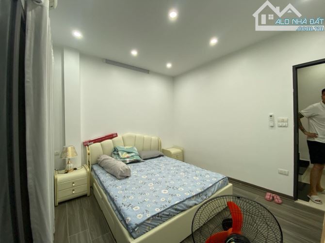 Bán nhà Bạch Mai 38/40m2, 5T, MT 7m ngõ rộng 4m, gần phố, sổ nở hậu. Giá 9.5 tỷ có tl - 6