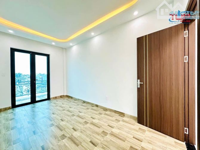 Bán nhà 4 tầng mới xây Trại Chuối, Hồng Bàng, Hải Phòng giá 3,3x tỷ - 6