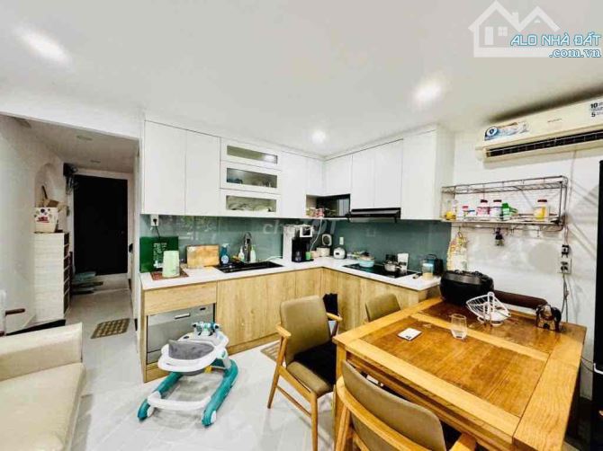 NHÀ ĐẸP CHILL - 60M2 4TẦNG - HẺM TRẢI NHỰA 6M - 6