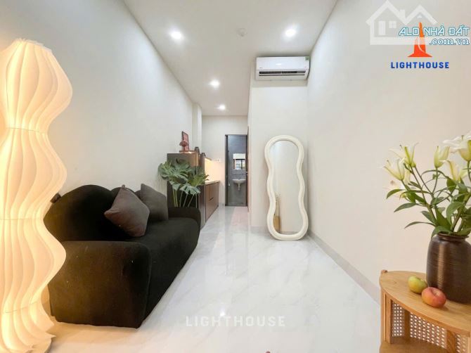 CĂN STUDIO TÁCH BẾP BAN CÔNG SIÊU ĐẸP TẠI TÔ HIẾN THÀNH Q10 - 6