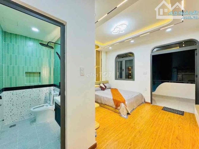 HẺM Ô TÔ VÀO NHÀ - MỚI Ở NGAY - CÓ PHÒNG DƯỚI TRỆT - DÂN TRÍ CỰC VIP - CHỈ 7T - 6