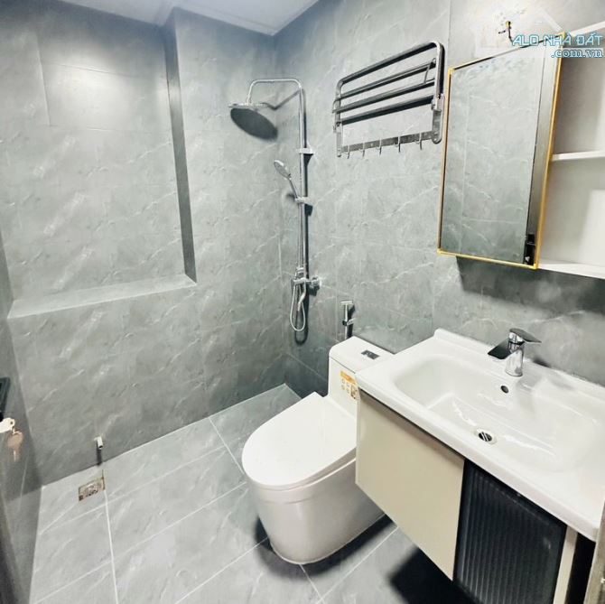 *NHÀ ĐẸP ! Ở NGAY & ĐẦU TƯ_ HIẾM ! 42,5M2 _10,75 TY, NGÕ THOÁNG TRƯỚC SAU_ TRẦN CUNG - 6