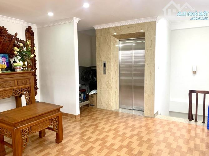 Dân xây Láng Hạ, gần phố, ngõ 5m, ô tô vào nhà, 6T thang máy, gara, 66m2 - 6