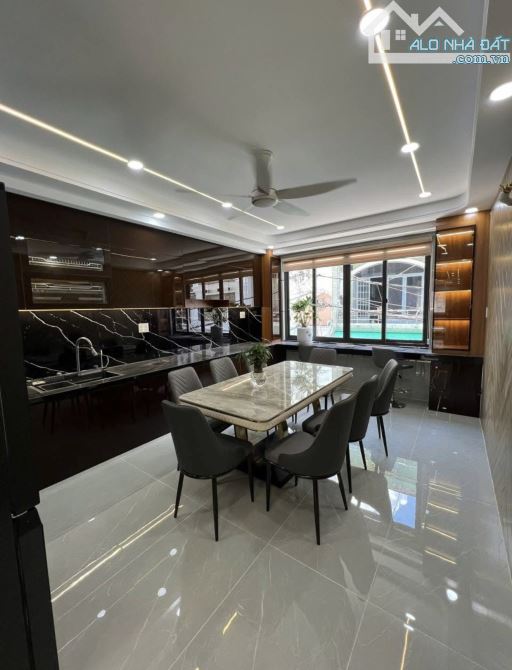 CHỦ THIỆN CHÍ BÁN NHÀ ĐƯỜNG TRẦN THIỆN CHÁNH, PHƯỜNG 12, QUẬN 10 - GIÁ:3TỶ980/58,5M2. HXH - 6
