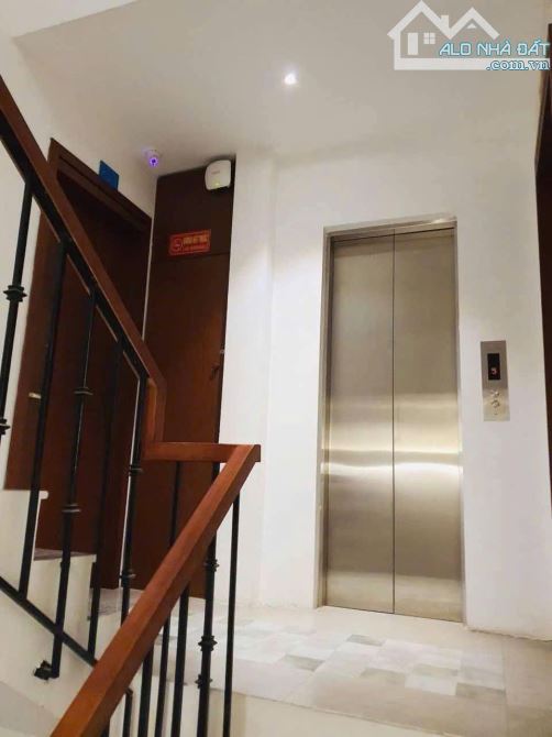 Tòa nhà Căn hộ cao cấp Ngọc Thụy 119X6T, MT 6m, thang máy, Khách Tây, tiền tỷ, 26.8 tỷ - 6