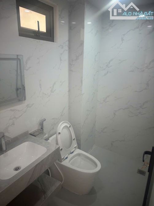 Nhà An Dương 6 tầng - Có thang máy - Hai mặt thoáng - Sổ đỏ vuông đẹp 47m2 - 6