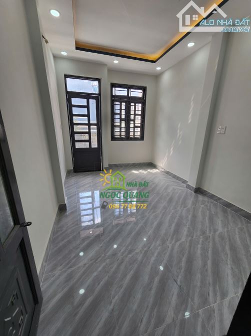 BÁN NHÀ ĐƯỜNG TRUNG MỸ TÂY 2A, HẺM 6M THÔNG, 3 TẦNG, 4 PHÒNG NGỦ - 6
