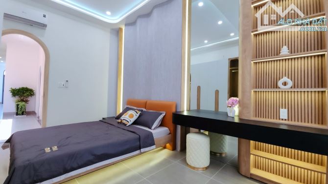 NHÀ FULL NỘI THẤT GẦN CHỢ Y NUÊ: GIÁ 3.95 tỷ - 6