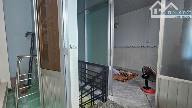 Bán nhà 1trệt 1lầu DT 80m2 TTTP Nha Trang Ngay Chợ Đầm đường ô tô 8m giá 4tỷ6 - 6