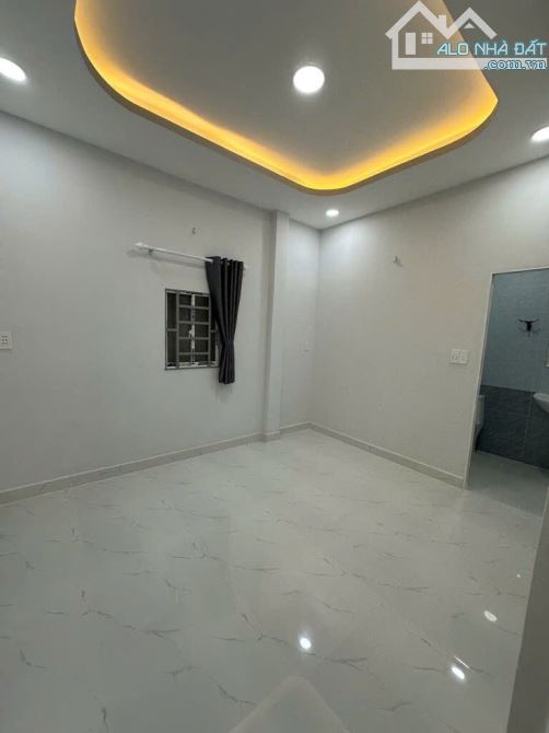 Bán nhà hẻm Chiến Lược, Bình Tân, sổ nở hậu, 77m² - 5x15.5 , chỉ 4.25 tỷ - 6