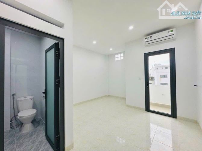 CHDV 105m2 - 6 tầng - dòng tiền 720tr/ năm | gần Ngã tư Âu Cơ- Lạc Long Quân | 14.5 Tỷ - 6