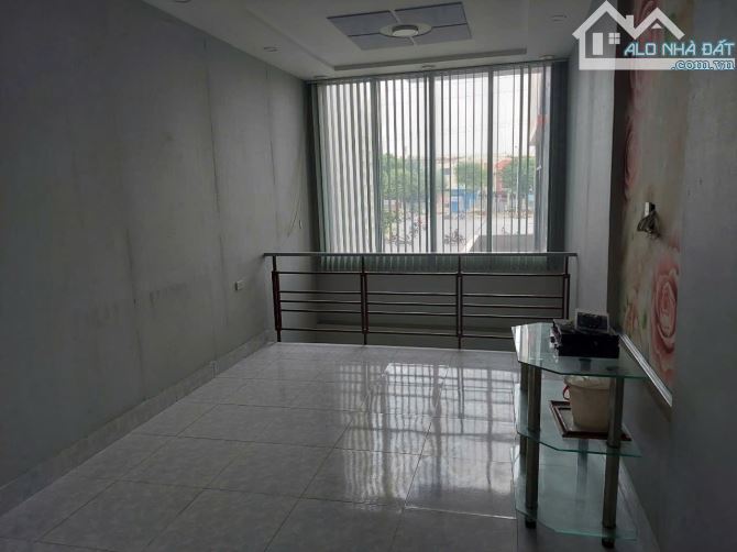 Bán nhà mặt tiền 4 tầng BTCT đường Nguyễn Văn Luông phường 12 quận 6 - 6