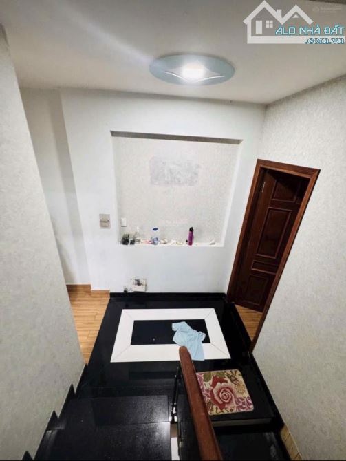 Bán nhà 1 trệt 2 lầu hẻm 1/ đường Đặng Văn Bi - P Trường Thọ, dt 61m2 - 6