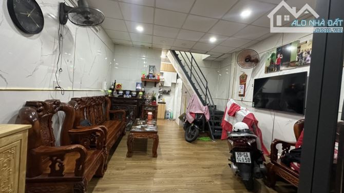 NHÀ ĐẸP Ở NGAY, Nguyễn Văn Quá, dt 40M2, đông hưng thuận quận 12 , chỉ 2.7 tỷ - 6