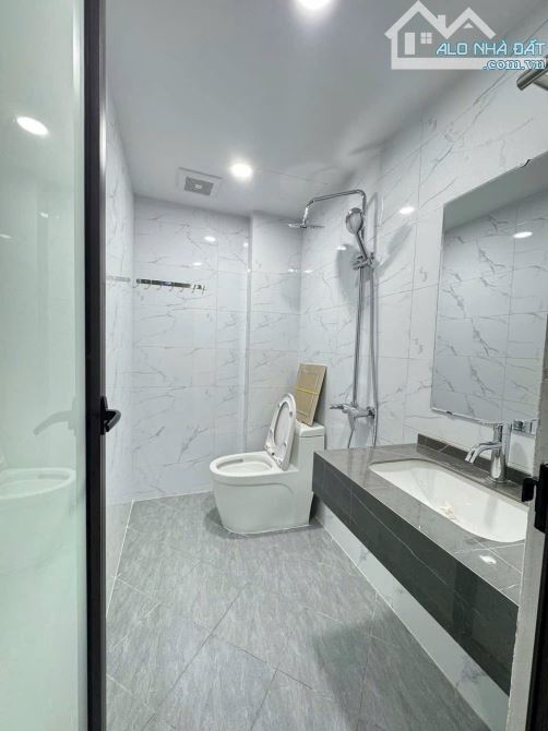 Tựu Liệt - Thanh Trì 51m x 5 tầng, mặt tiền 3.5m, giá 8.8 tỷ thương lượng - 7