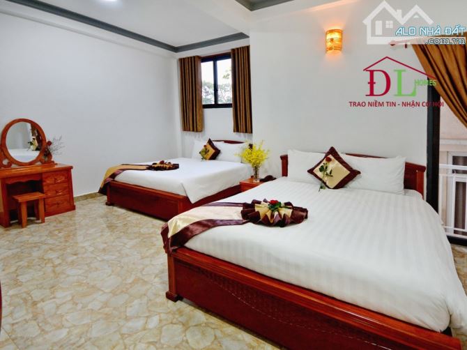 Bán khách sạn mặt tiền phố Bà Triệu Đà Lạt đi bộ ra Hồ Xuân Hương 3 phút, 47 phòng KD - 7