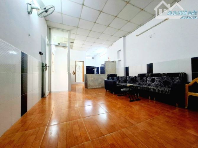 QUẬN 8 GIÁP Q6, Q5 HẺM Ô TÔ 7M DT 68M2 (4*17), NHÀ MỚI Ở NGAY. KO QH - 7