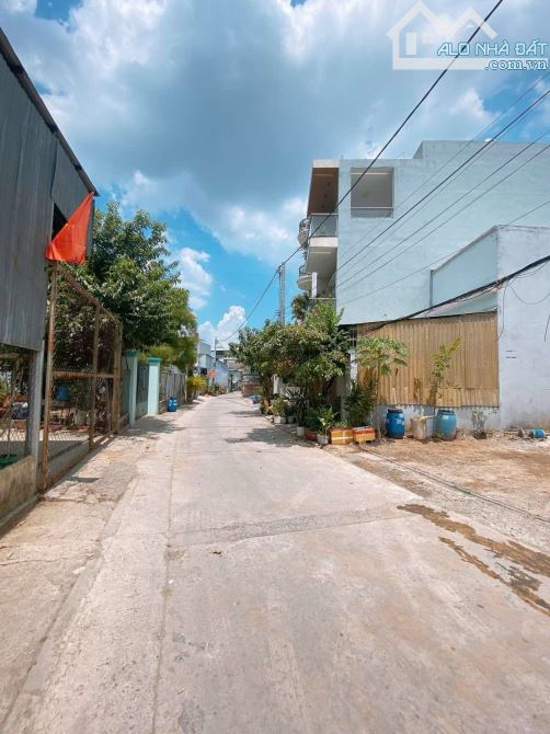 BÁN GẤP NHÀ 2 TẦNG MỚI KENG LÀNG TĂNG PHÚ ,GẦN LÊ VĂN VIỆT,ĐƯỜNG Ô TÔ, FULL NỘI THẤT CAO C - 7