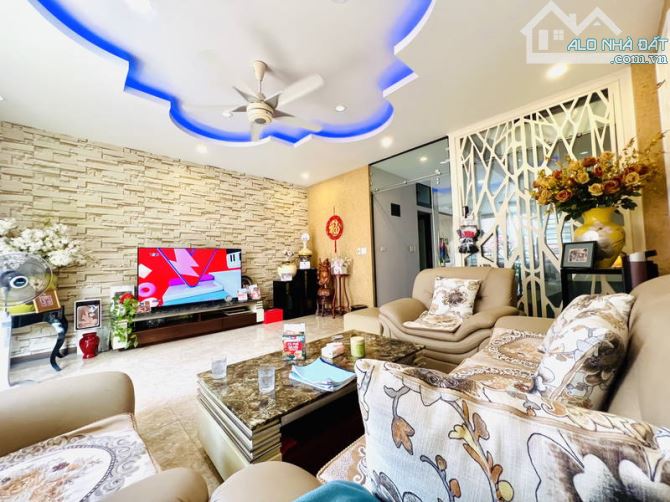 Nhà đẹp// ngõ rộng//thông tứ tung//full nội thấy- tiên ích// xe oto 29 chỗ vào nhà - 7
