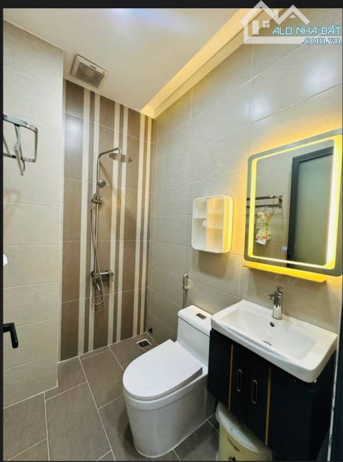 Bán nhà biệt thự liền kề sát quốc lộ 1 Hẻm xe tải né, 50m² 4 tầng giá 6ty3 - 7