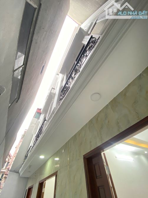 Bán nhà phố Trung Kiên, Tây Tựu 40m²x5tầng, sổ đỏ chính chủ Giá 5,5 tỷ - 7