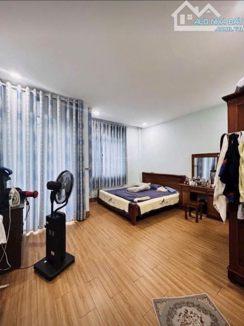 Bán nhà 1 trệt 2 lầu hẻm 1/ đường Đặng Văn Bi - P Trường Thọ, dt 61m2 - 7