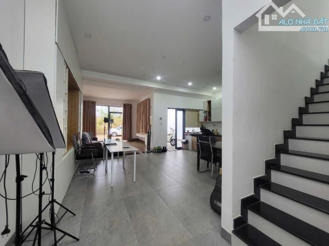 NHÀ ĐẸP KHU THÀNH ĐỒNG YMOAL ĐƯỜNG BÊ TÔNG THÔNG THOÁNG - Loctran - 8