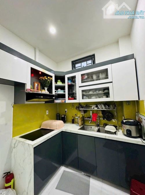 Bán nhà đẹp 4 tầng hẻm đường 2/4, Phường.Vạn Thắng, thành phố Nha Trang giá 2 tỷ880 - 8